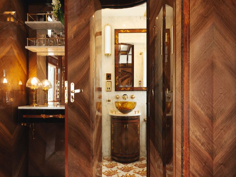 Badezimmer in einer Suite des Venice Simplon-Orient-Express