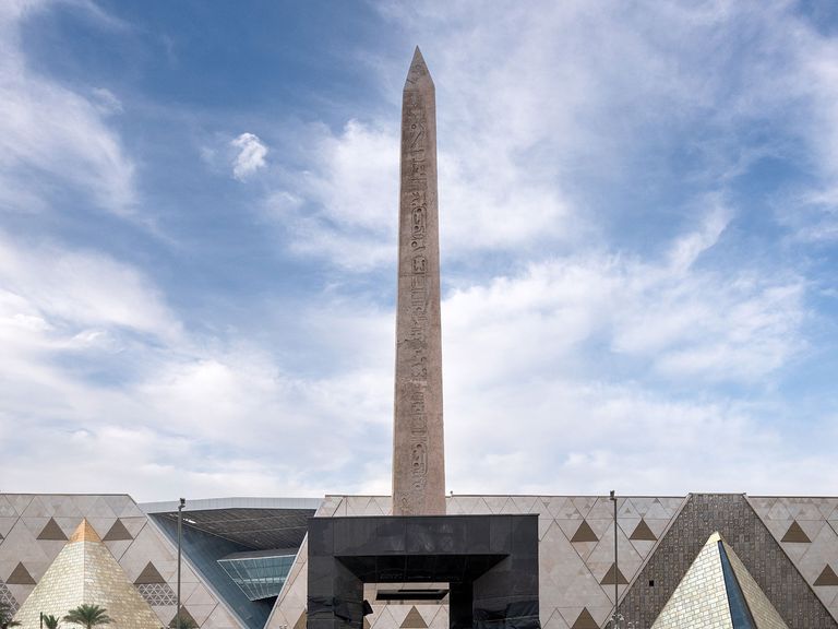 Obelisk, Großes Ägyptisches Museum