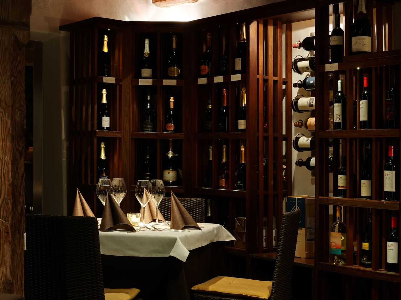 Der Essbereich in „Peter's Weinbistro Vinus“