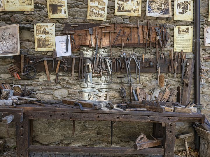 Eine historische Werkbank in Ceaglio