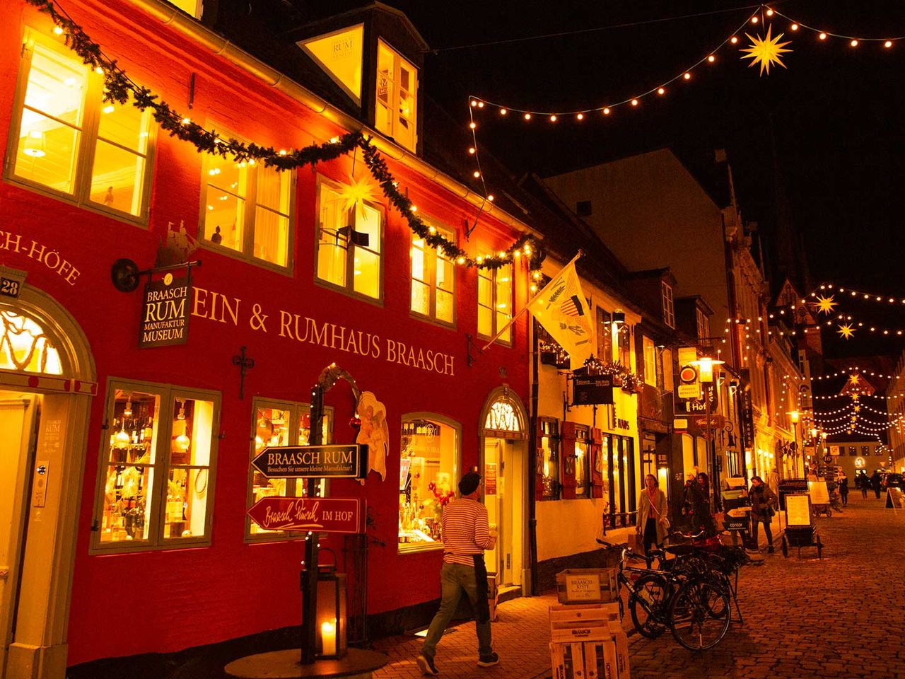 Weihnachtsmarkt in Flensburg am Abend