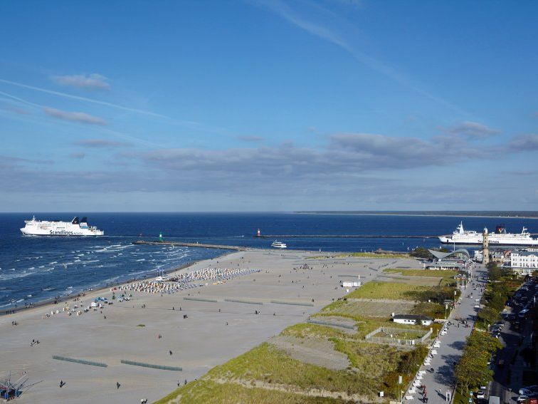Strandblick Rostocker Seebad, vom „Hotel Neptun“