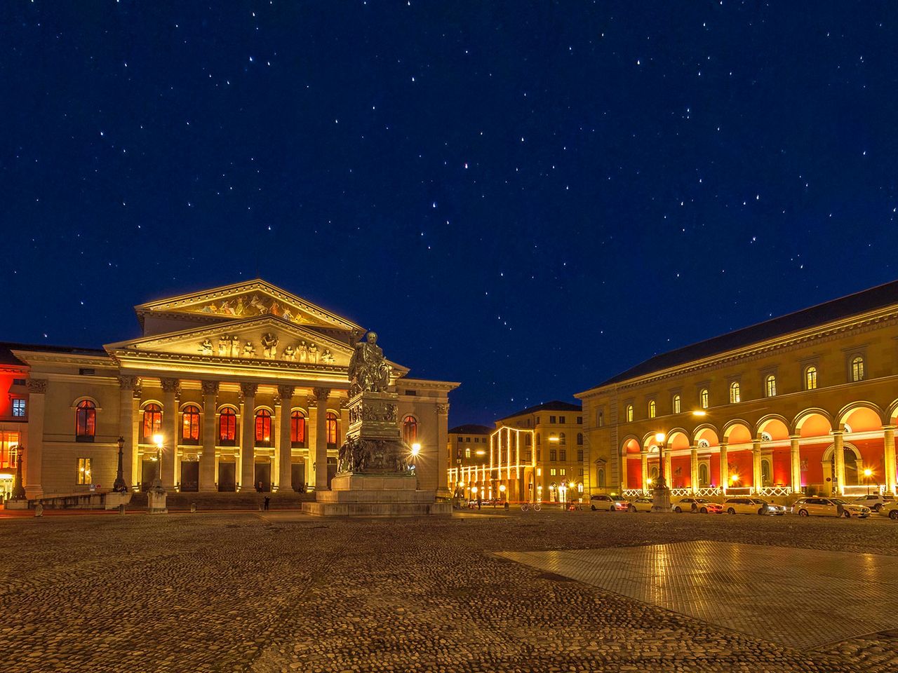 Bayerische Staatsoper am Max-Joseph-Platz