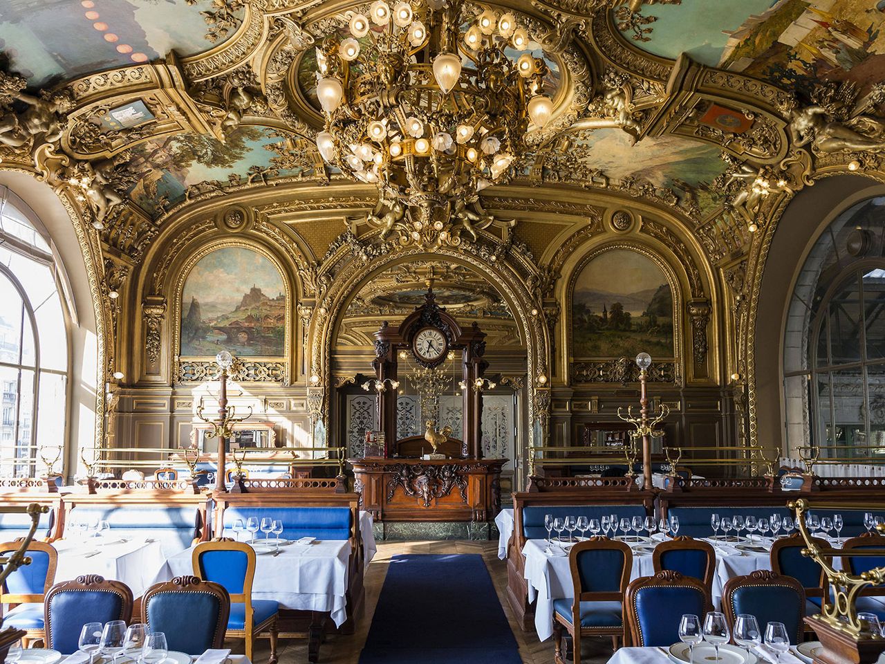 Innenaufnahme des Le Train Bleu in Paris