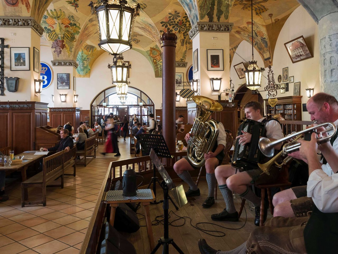 Blaskapelle im Hofbräuhaus am Platzl, München