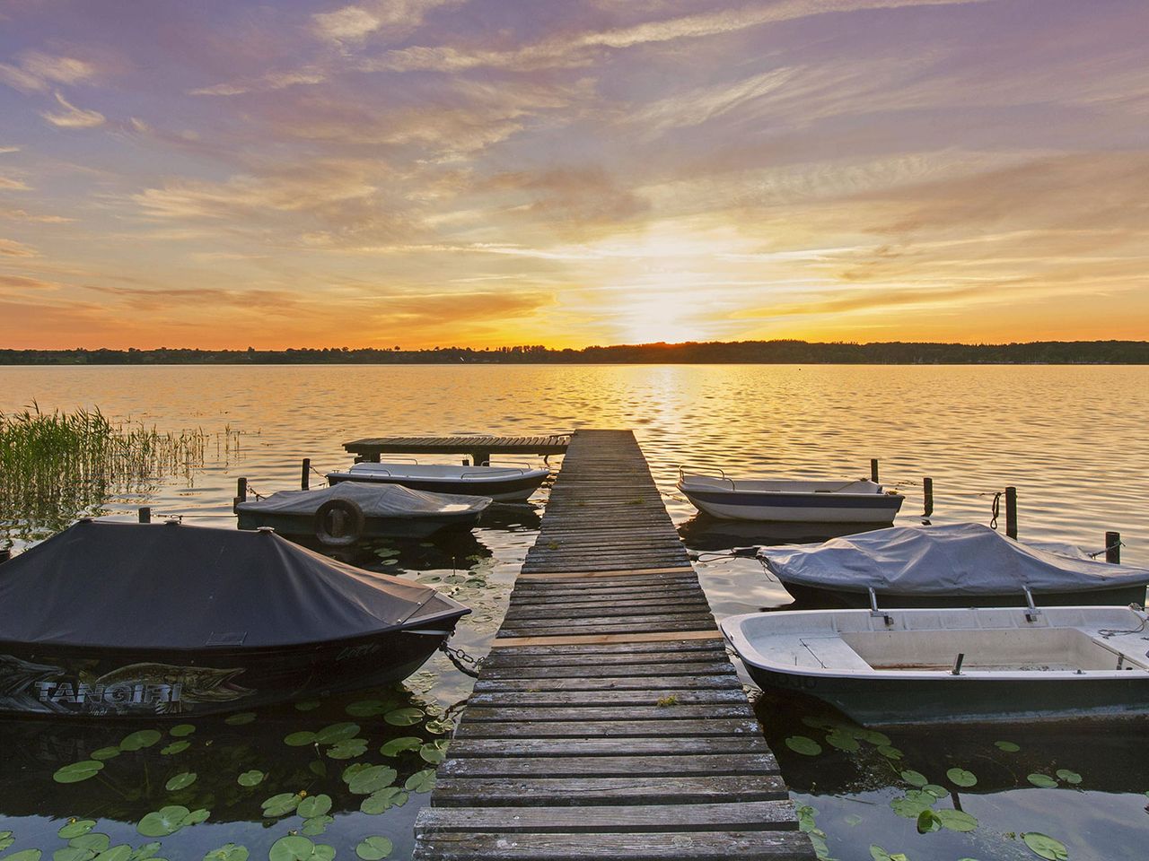 Ratzeburger See während des Sonnenuntergangs