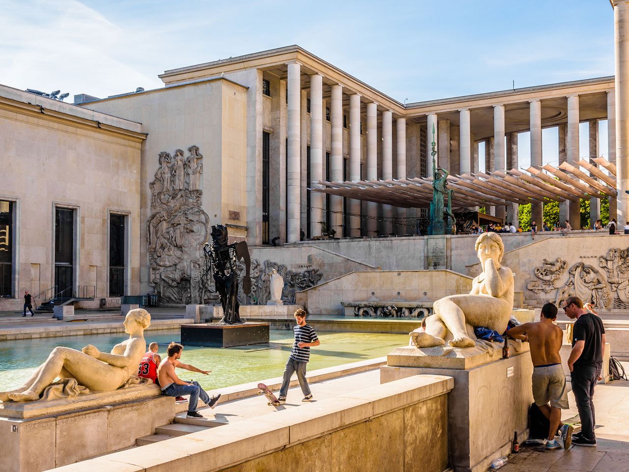 Esplanade beim Palais de Tokyo in Paris