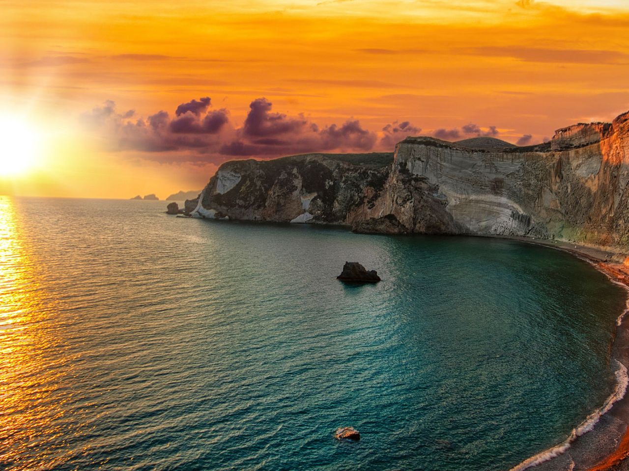 Badebucht Chiaia di Luna auf der Insel Ponza
