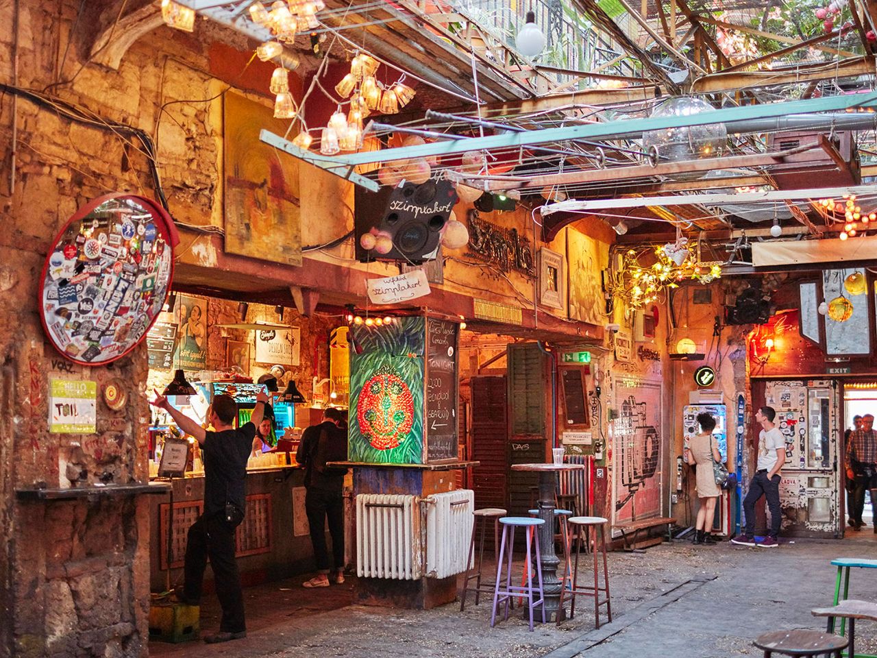 Szimpla Kert, Ruinen-Bar in Budapest