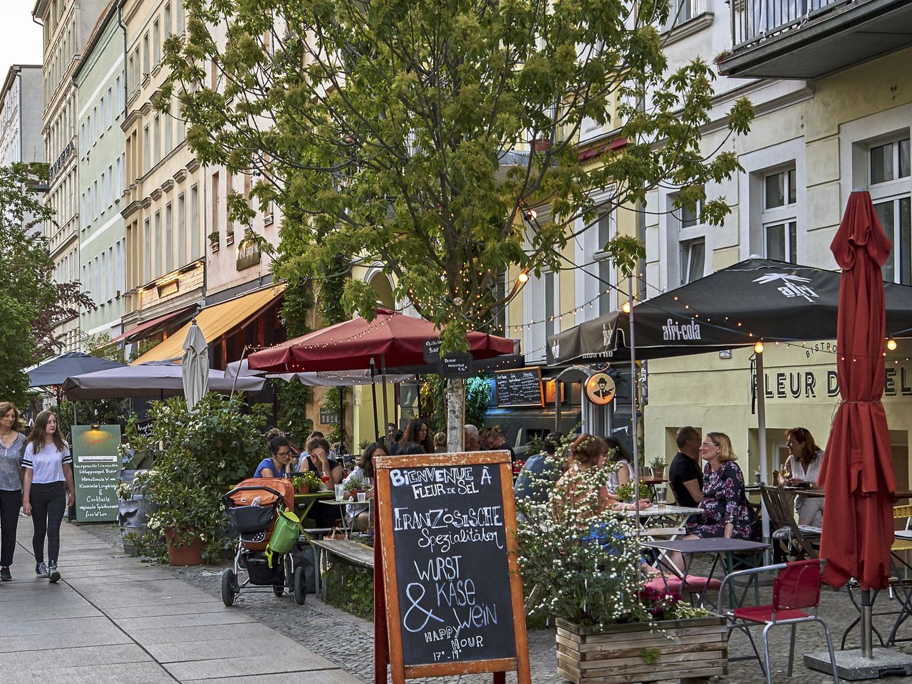 Oderberger Straße in Berlin Prenzlauer Berg