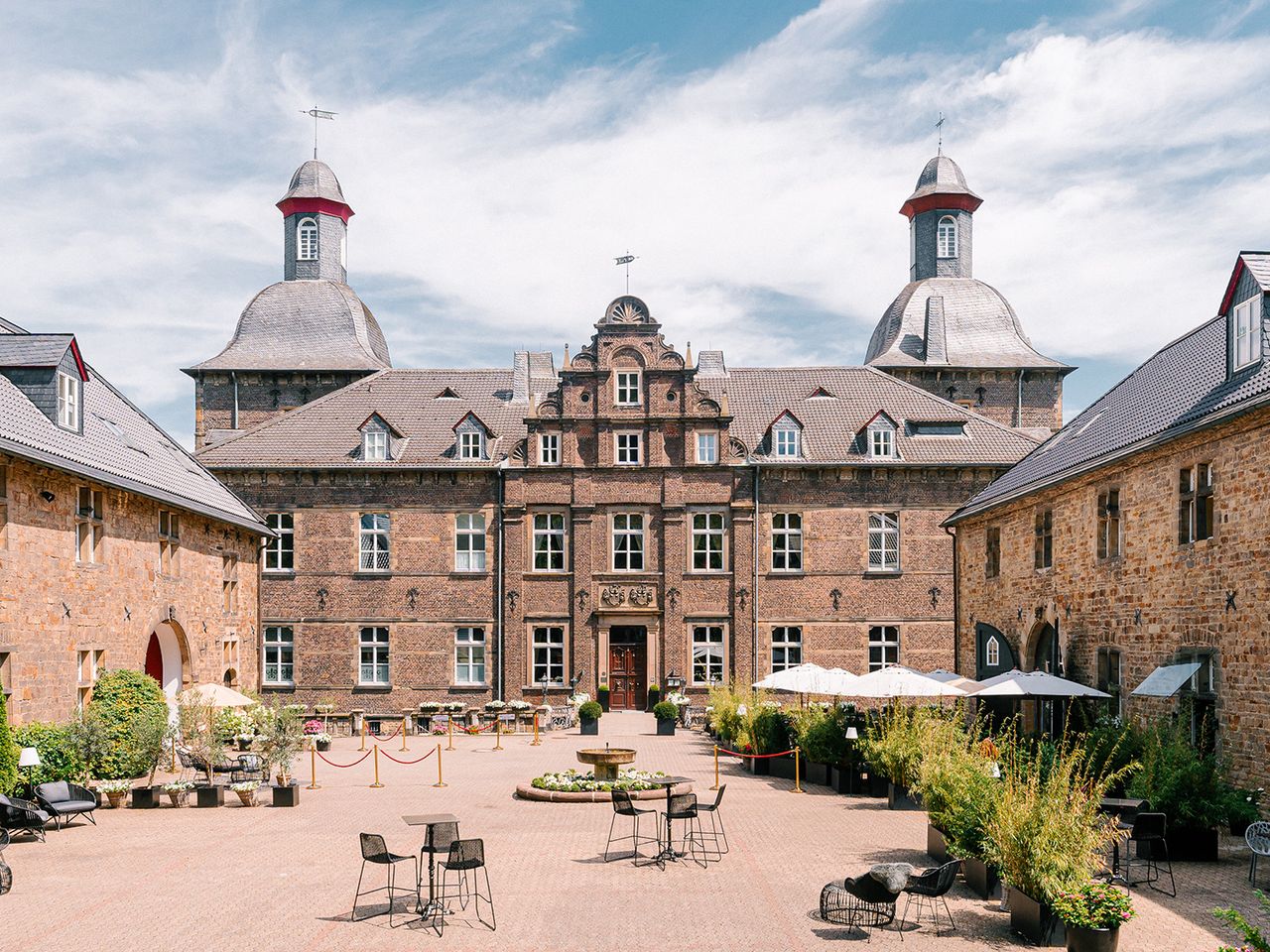 Schlosshotel Hugenpoet bei Düsseldorf