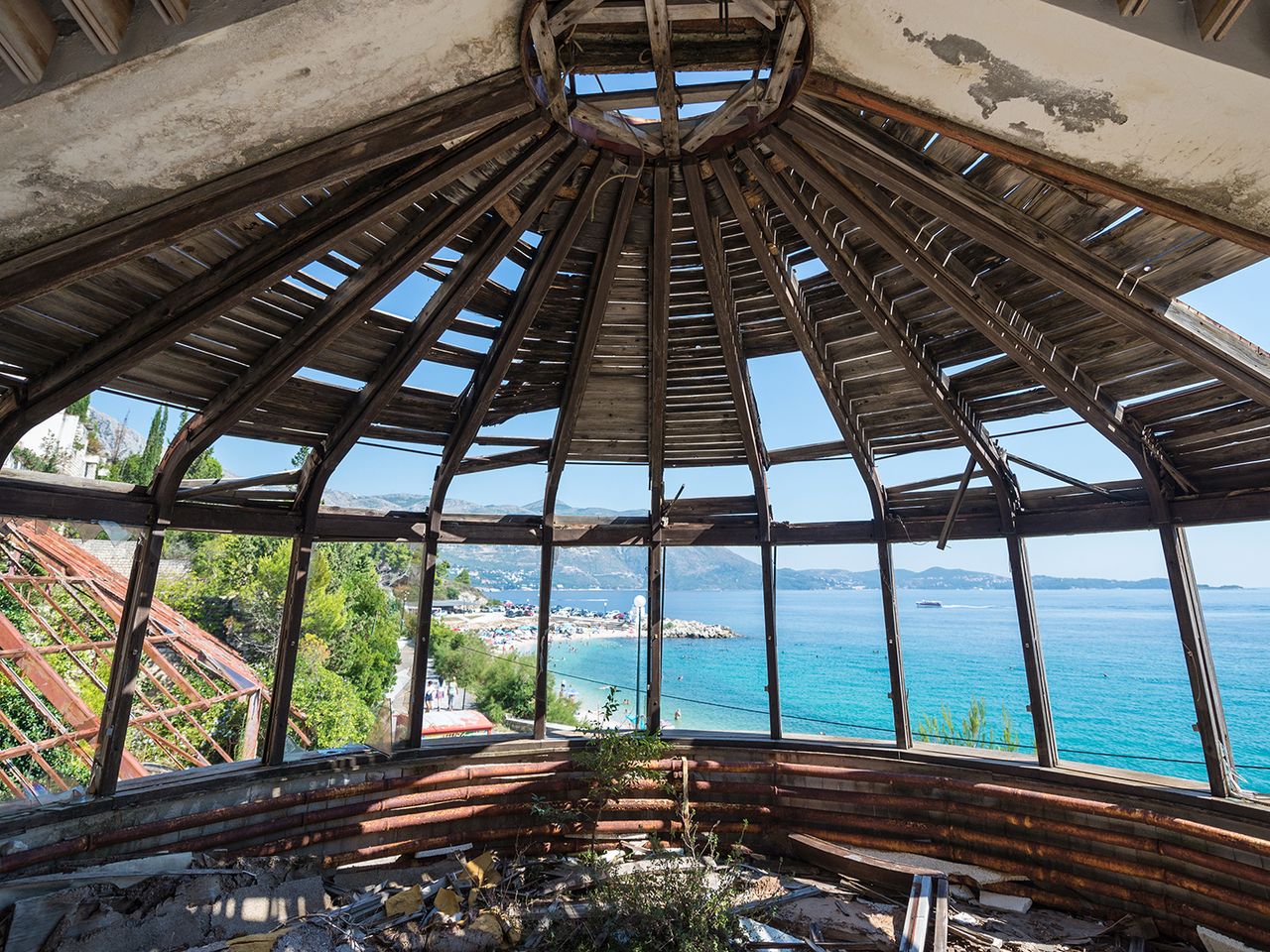Leeres Hotek in Kupari, Kroatien