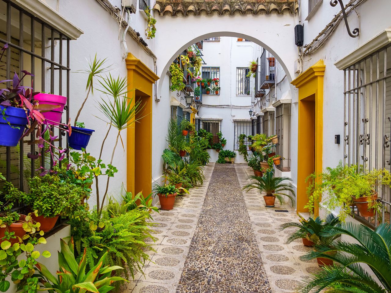Durchgang im Innenhof/Patio in Córdoba