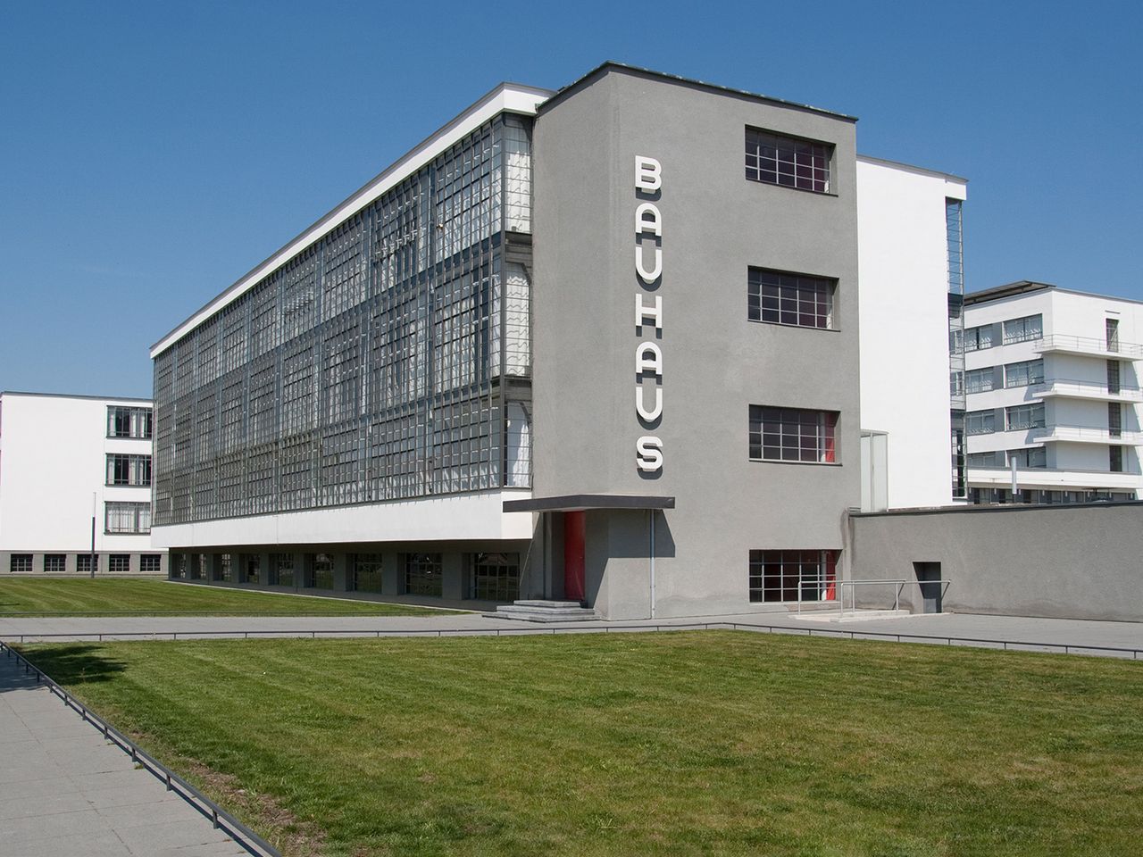 UNESCO Bauhausgebäude von Walter Gropius, Dessau