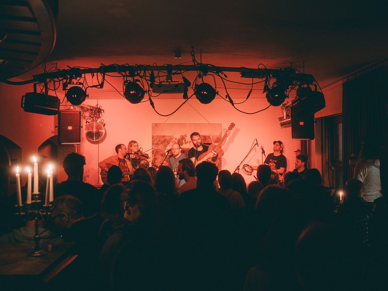 Haldern Pop Bar Band spielt auf der BÅhne ∏ Johannes Hîhn