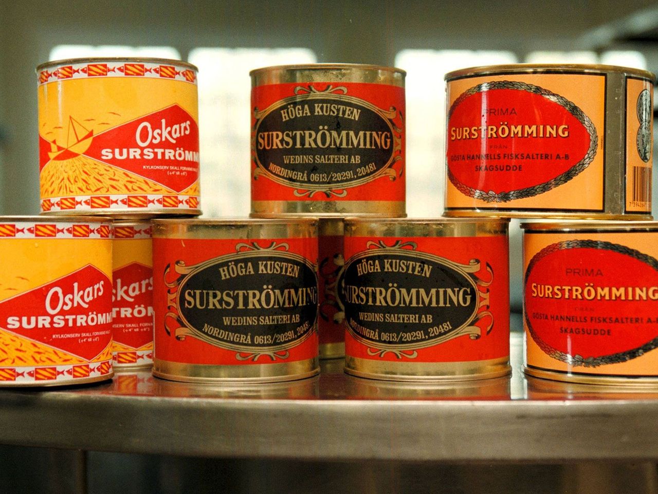 Surströmming, fermentierter Fisch in Konserven