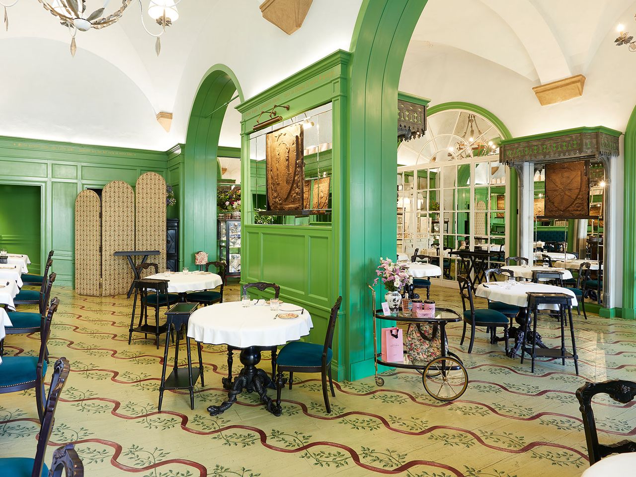 Die grünen Räume des Gucci-Restaurants in Florenz
