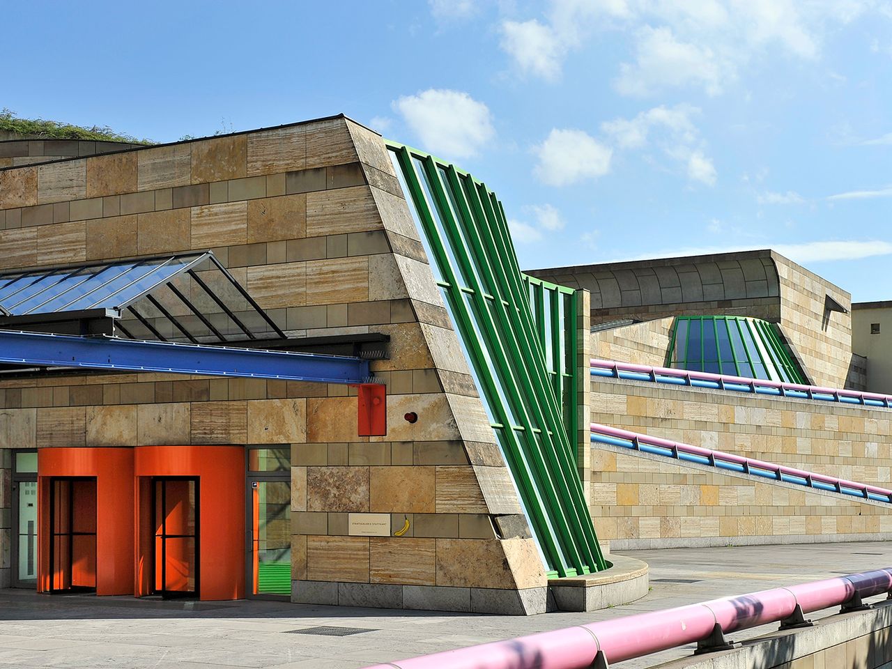 Neue Staatsgalerie Stuttgart von außen