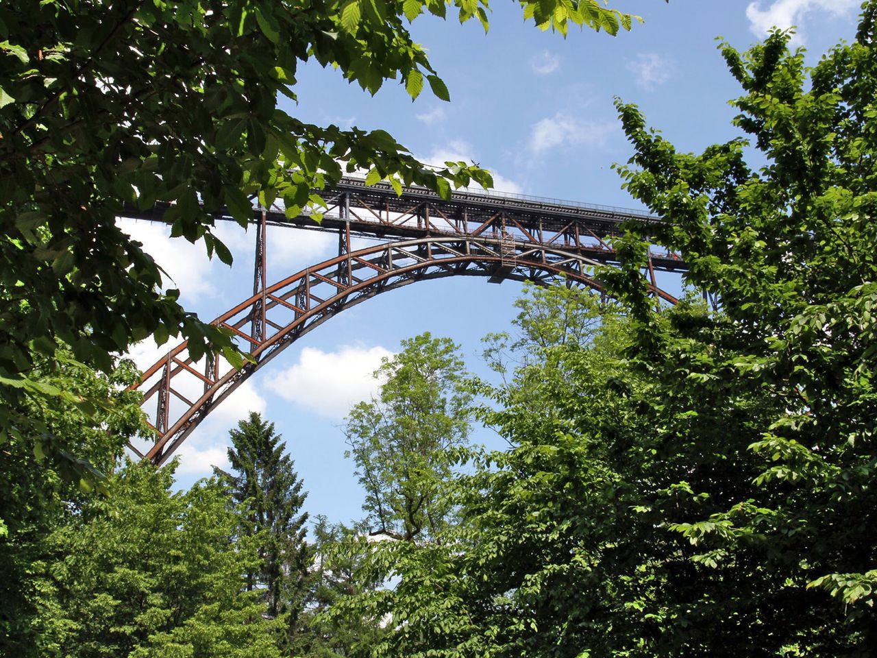 Bahn Müngstener Brücke