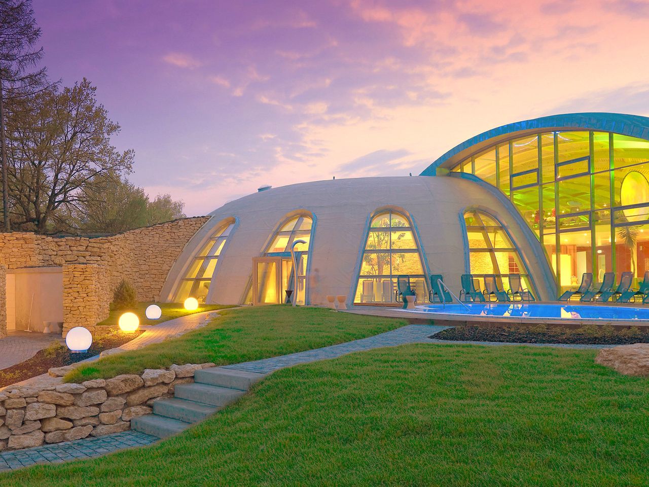 Außenbereich der Toskana Therme in Bad Sulza