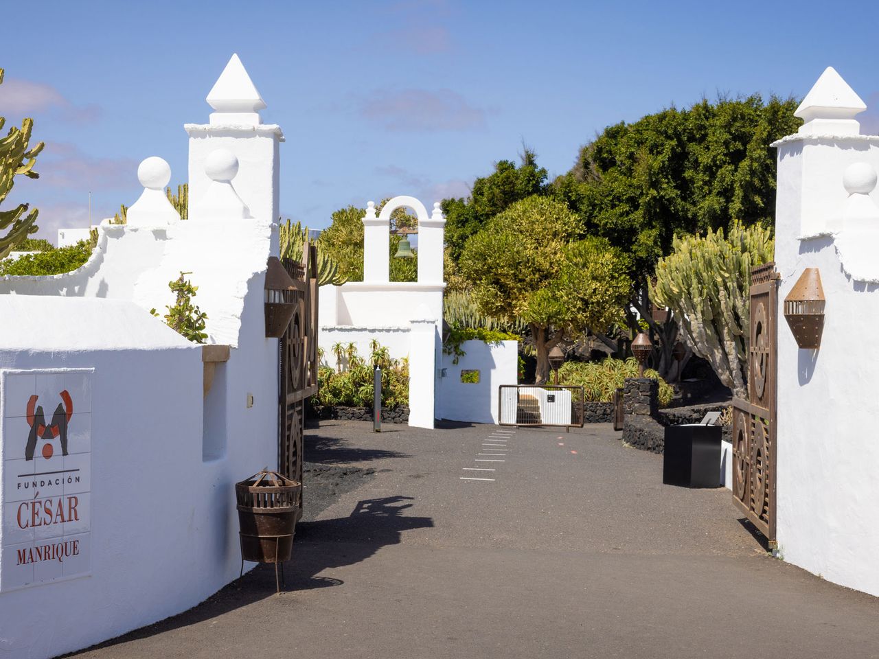 Eingang zur Fundacion César Manrique auf Lanzarote