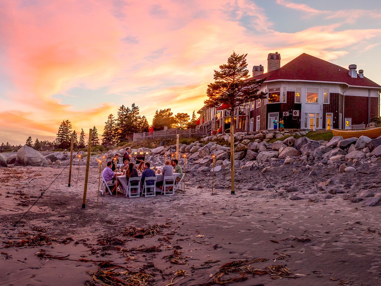Dinner at the Oceanground, Nova Scotia Kanada