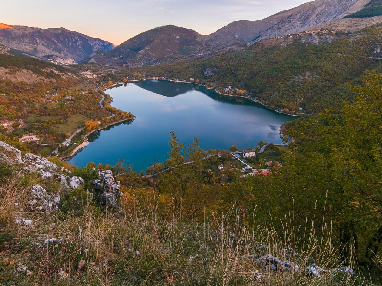Lago di Scanno von oben