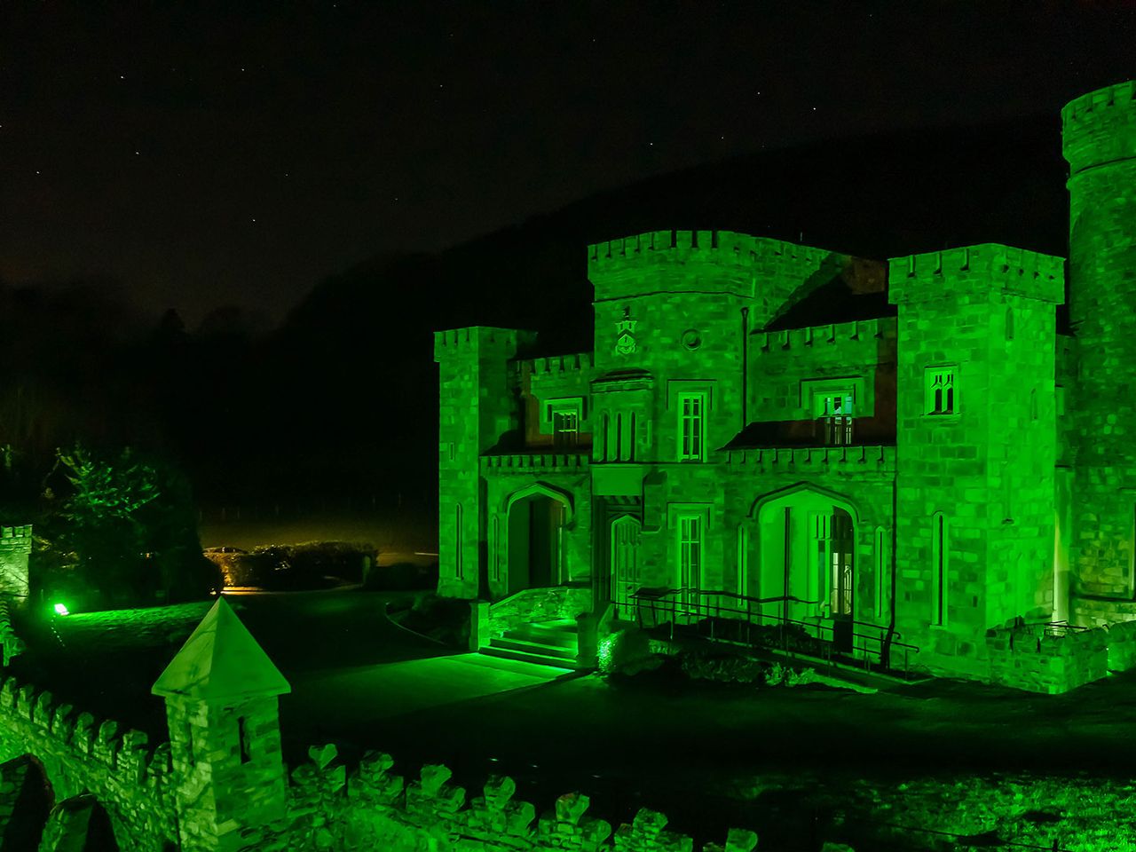St. Patrick's Day, Killeavy Castle
