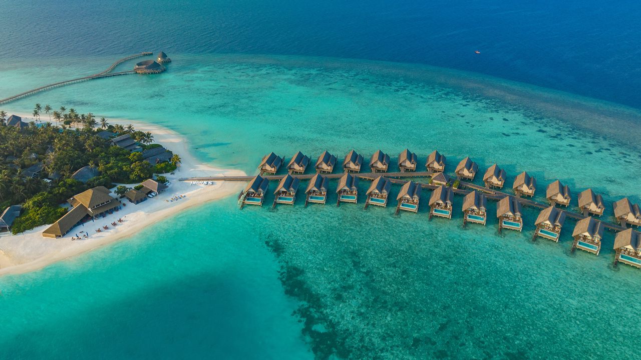 Overwater Villen im Constance Faarufushi, Malediven