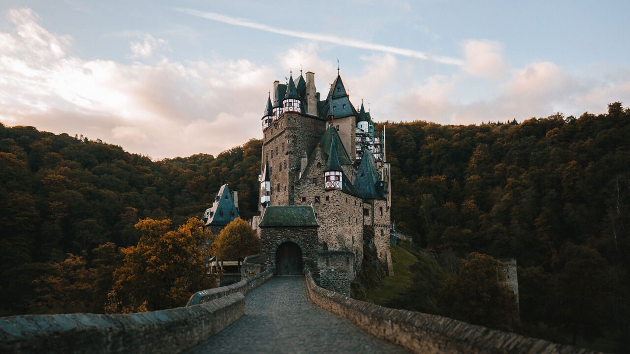 Burg Eltz von vorne, Rheinland-Pfalz