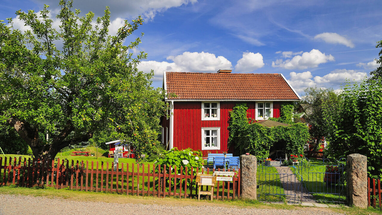 Rotes Holzhaus in Vimmerby, Südschweden