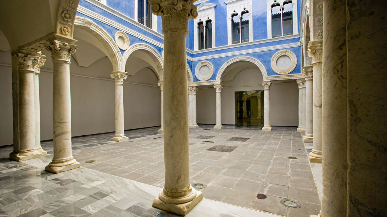 Inneres des Museo de Bellas Artes in Valencia