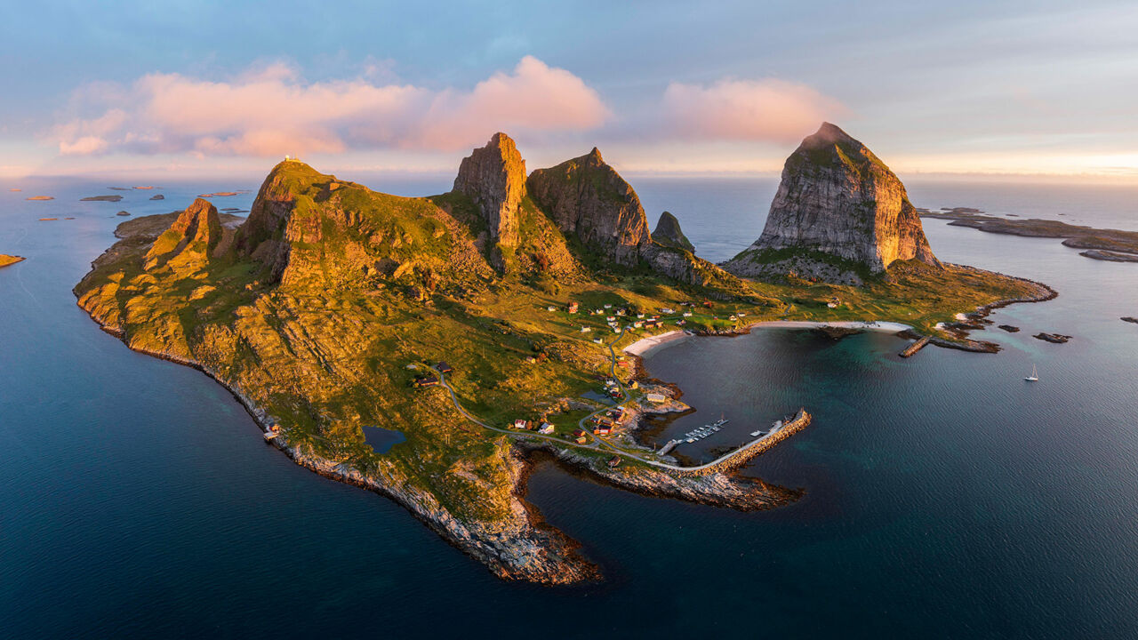 Sanna, Insel des Archipels Træna, von oben 