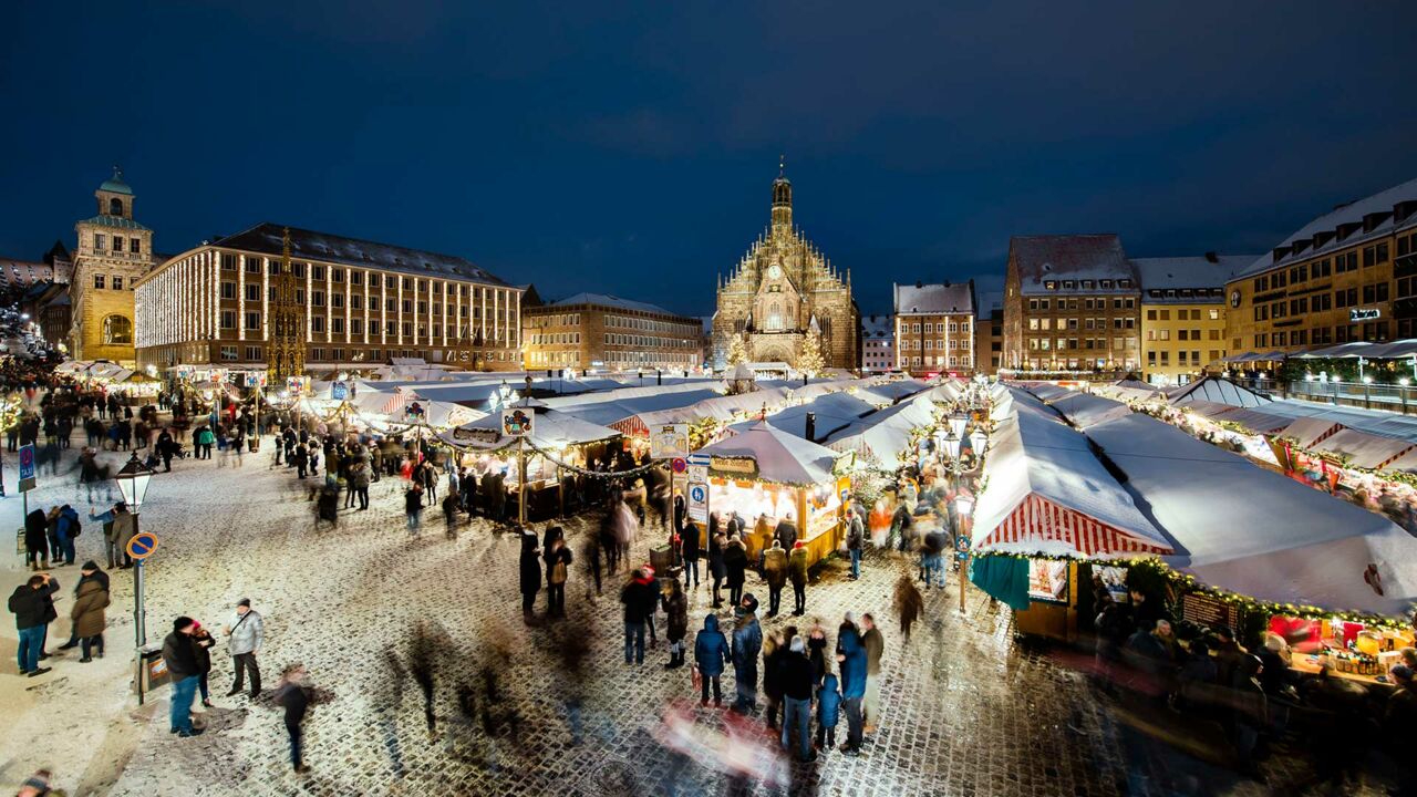 Blick auf den Nürnberger Christkindlesmarkt