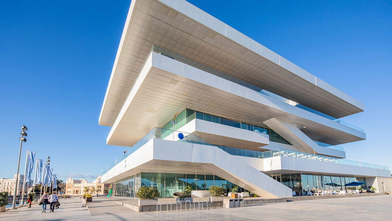 Das moderne Veles e Vents-Gebäude in Valencia