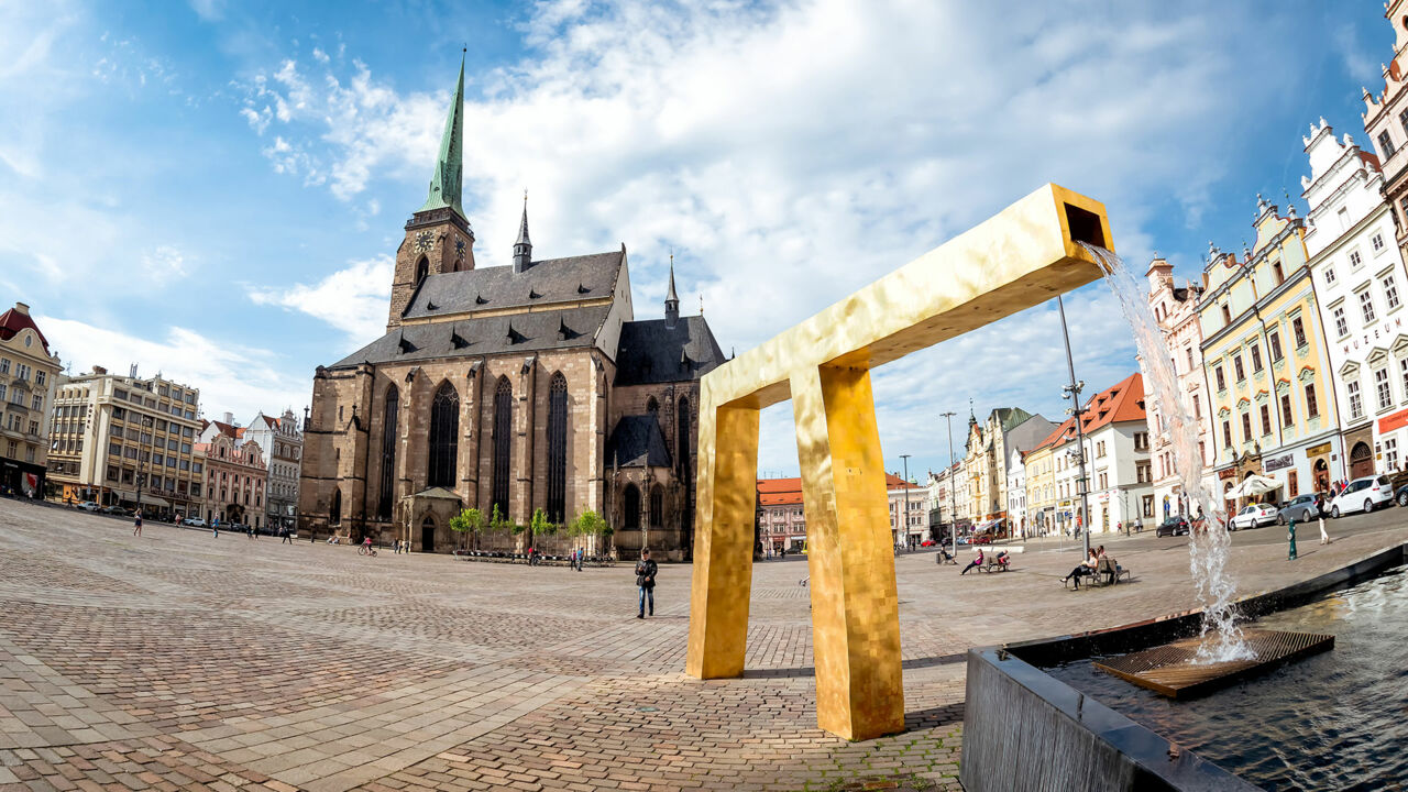 St.-Bartholomäus-Kathedrale in der Altstadt von Pilsen 