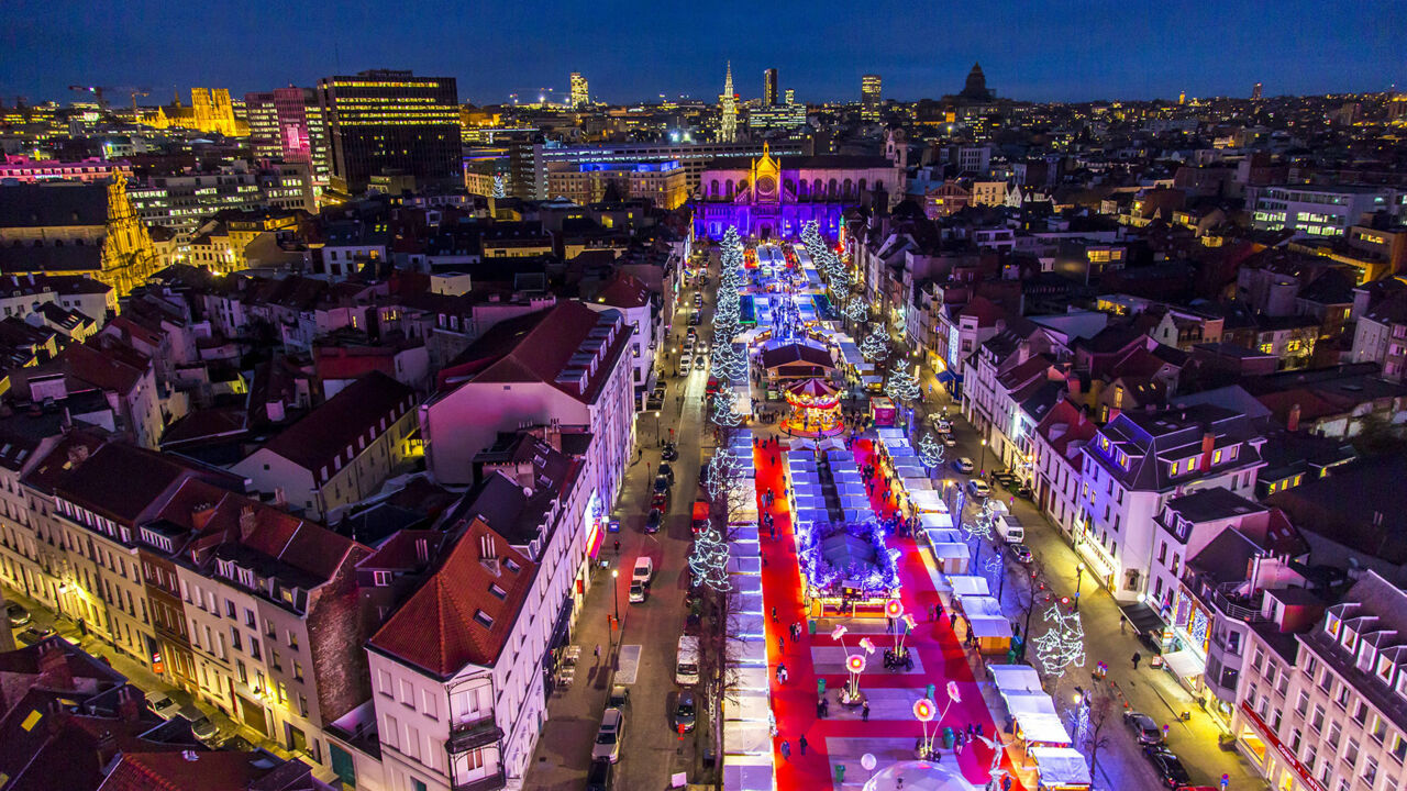 Luftaufnahme des Brüsseler Weihnachtsmarktes