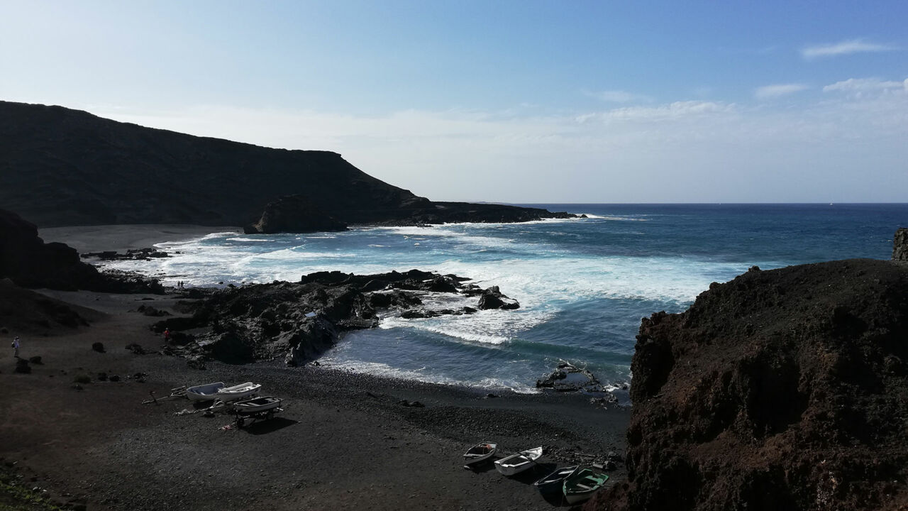 Lanzarote, Küste von El Golfo und Playa El Golfo