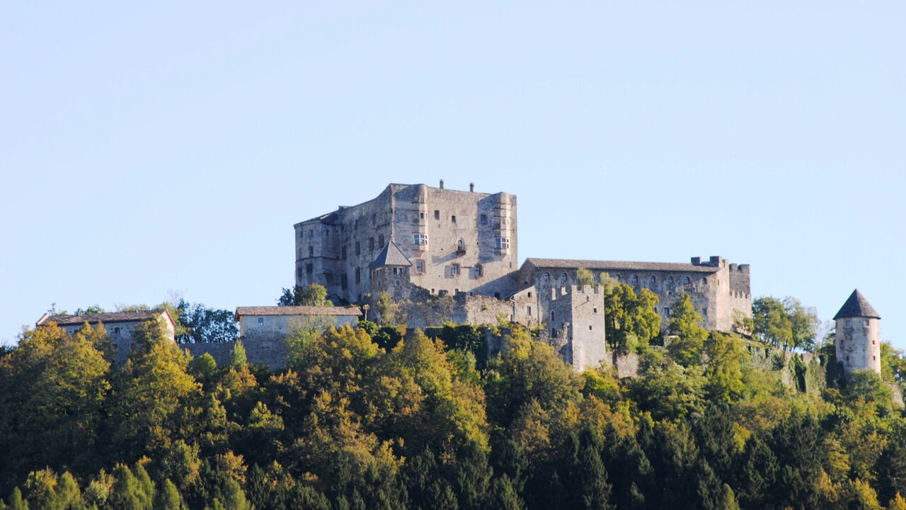 Castel Pergine, Schlosshotel im Trentino
