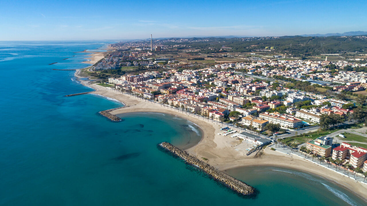 Platja de Cubelles, Costa Barcelona (Luftaufnahme)