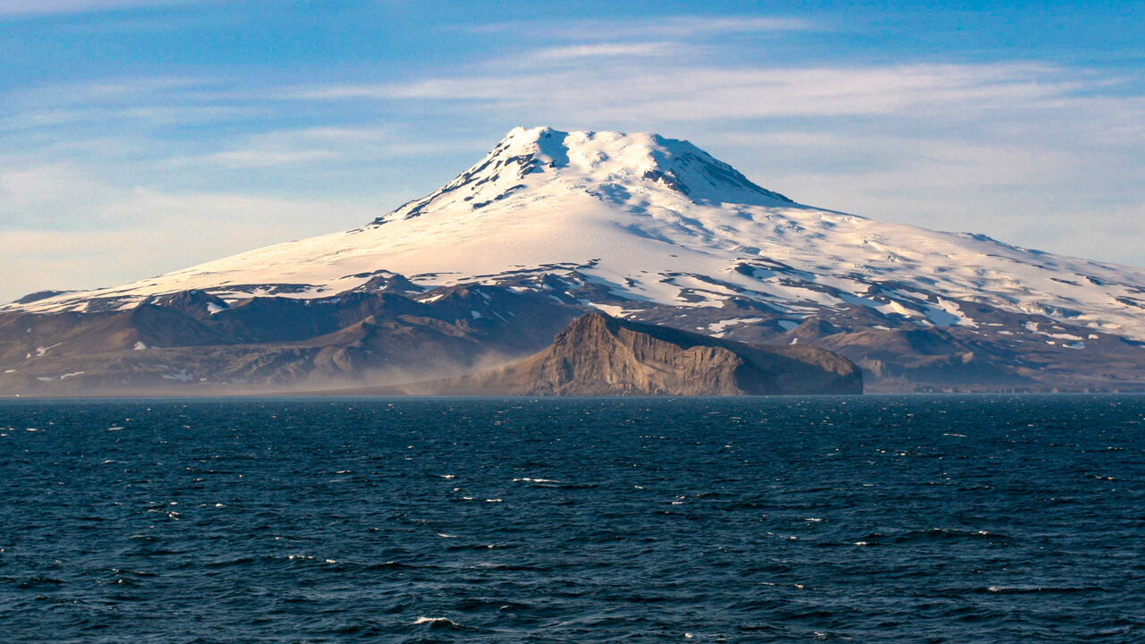 Anblick des Beerenberg auf der Insel Jan Mayen