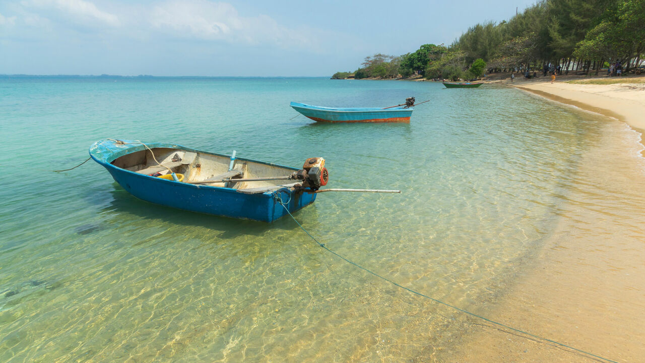Kapverdische Inseln, Fischerboote auf der Insel Sal