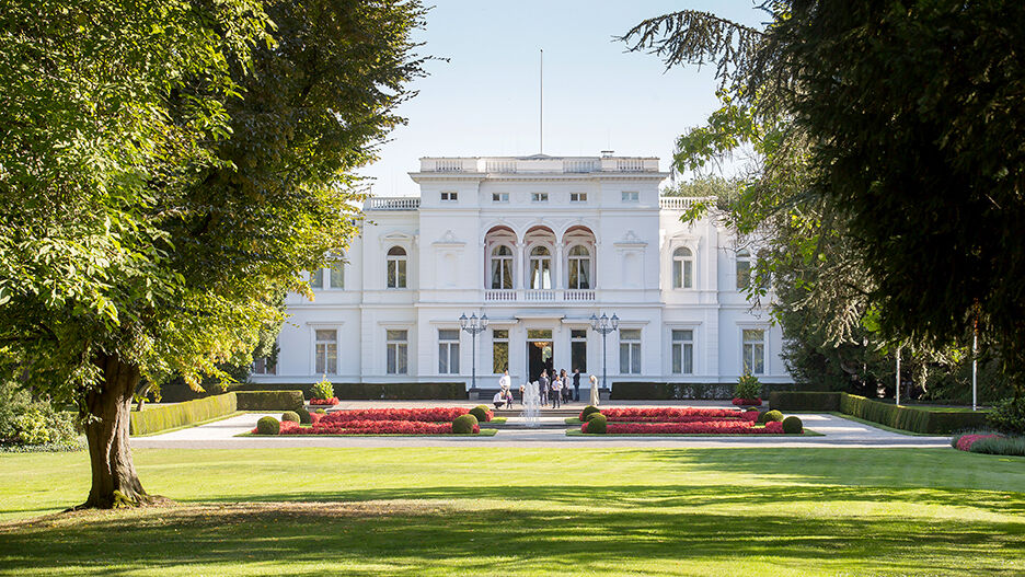 Villa Hammerschmidt in Bonn, Weg der Demokratie