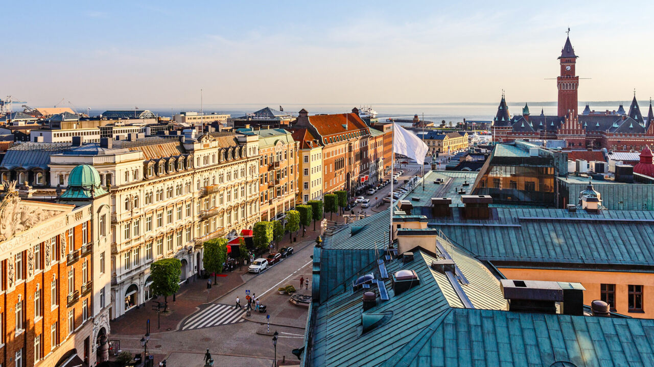 Helsingborg von oben, Stadt in Südschweden 