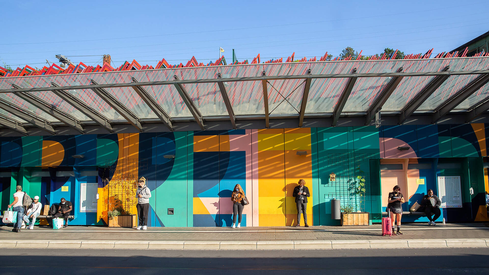 Bahnhof Esch / Busbahnhof Farbprojekt initiiert von der KUFA