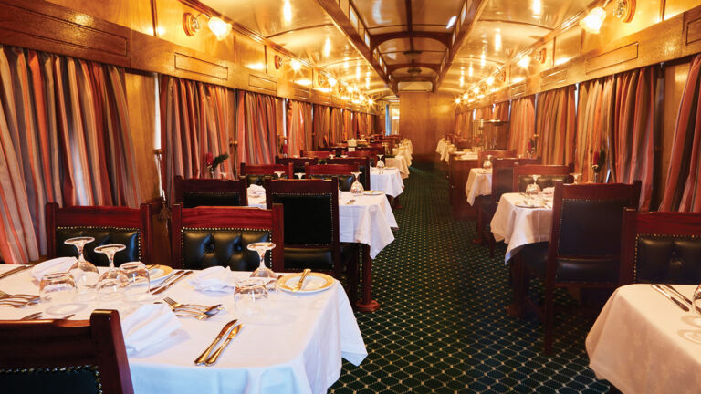 Restaurantwagen---(33)---Credit-Rovos-Rail-Tours