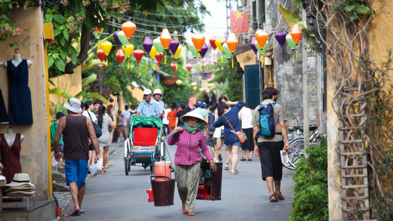 hoi-an_vietnam_old-city