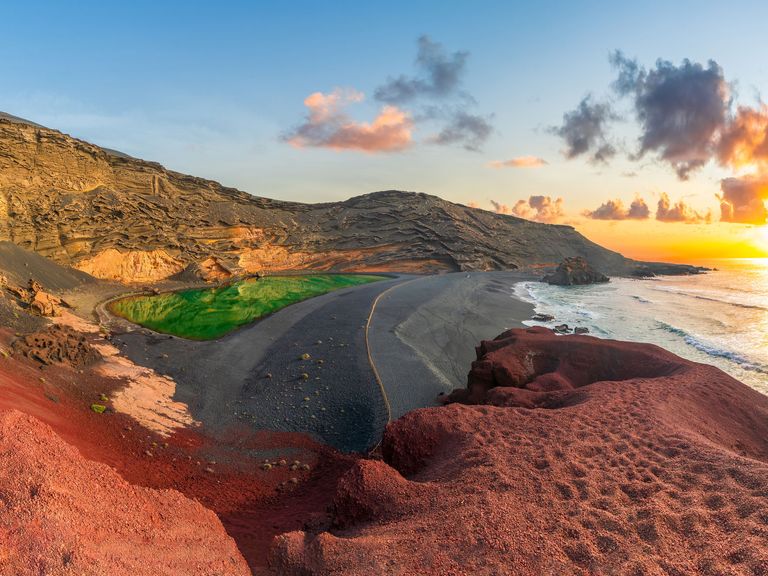 Blick auf Charco Verde und Meer, El Golfo Lanzarote