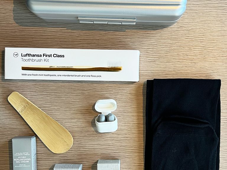 Amenity Kit Lufthansa First Class