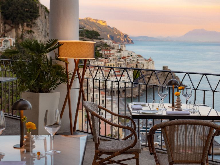 Dramatischer Ausblick von der Terrasse im Anantara Convento di Amalfi Anantara Convento di Amalfi, Italien